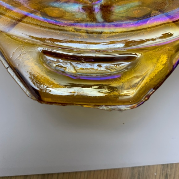 Pretty Carnival Glass Divided dish, small issues - Picture 4 of 9